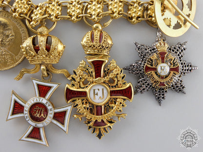 an_outsanding_austrian_miniature_award_chain_in_gold_by_rothe_img_07.jpg54d386543211f