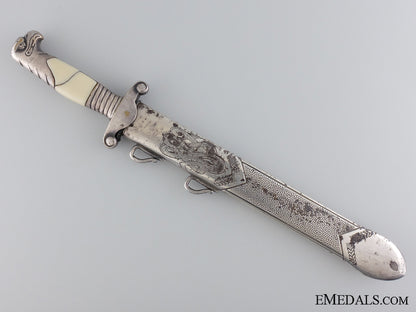 a_miniature_rad_leader's_dagger_by_h.w.pauseback_img_07.jpg545391cd91ff0