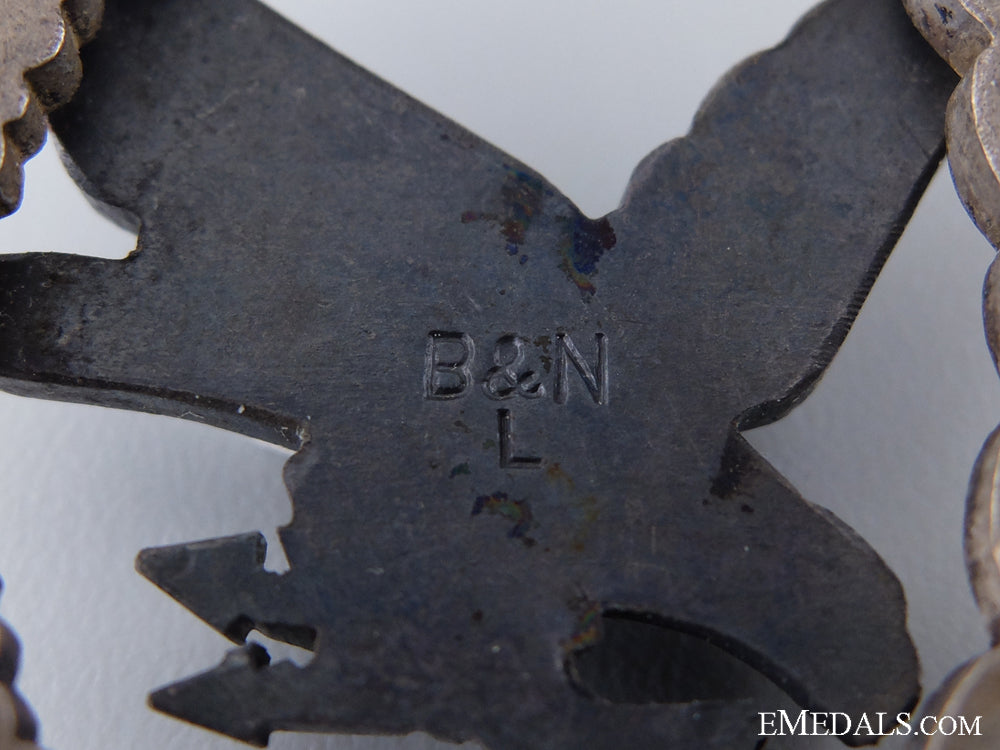 radio_operator&_air_gunner_badge_marked_b&_nl_img_07.jpg539b66394d34d