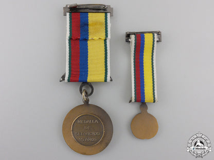 a_colombian_medal_for15_years'_military_service_with_miniature&_case_img_07.jpg5550b90201f3d