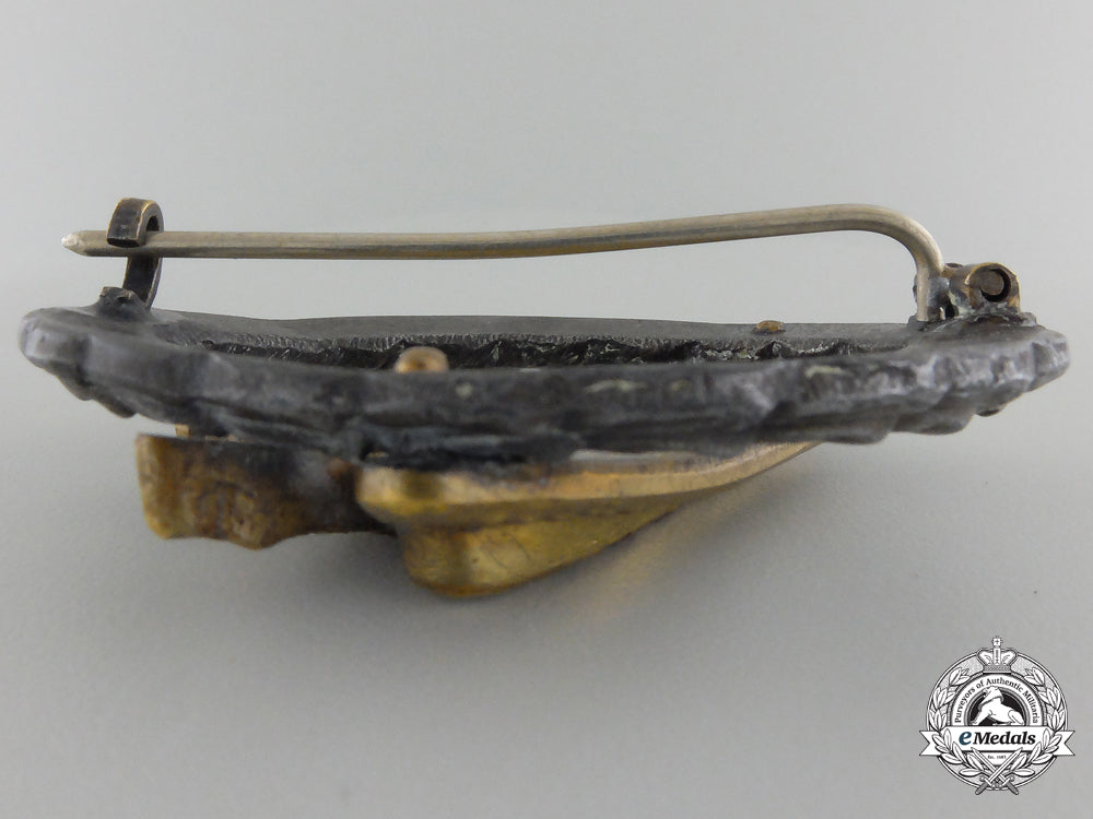 a_luftwaffe_fallschirmjäger_badge_by_juncker_with_case_img_07.jpg55cb7db516cc1