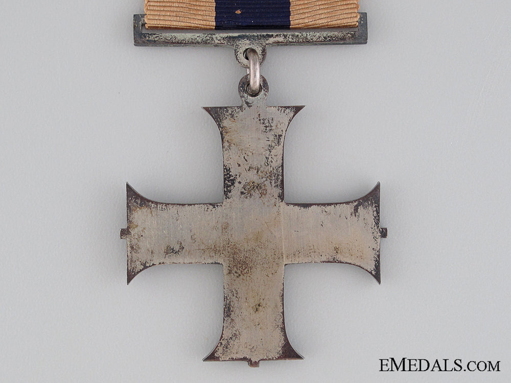 a_george_v_military_cross_in_case_img_07.jpg5318a484853b0