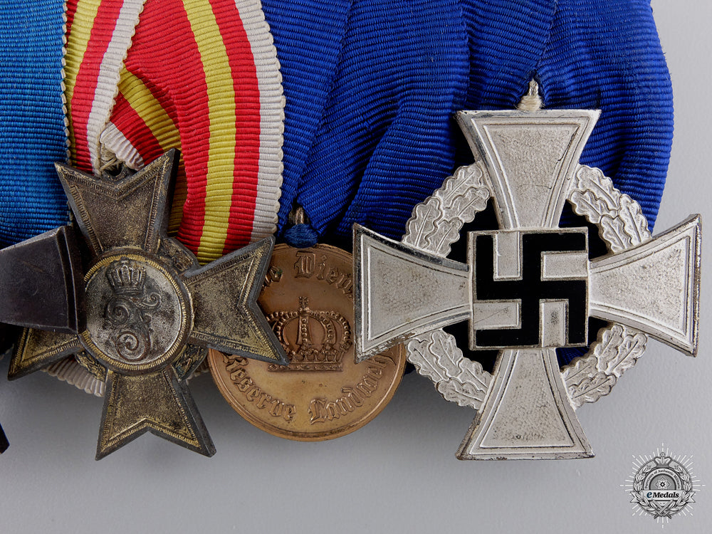 a_first_war_german_imperial_medal_bar_in_case_img_07.jpg550c3f98ec3a2