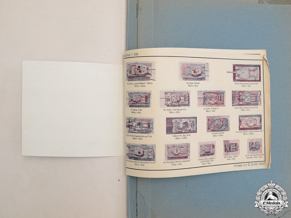 a_luftwaffe_panzer_identification_manual_with3_d_glasses_img_07.jpg55ba777f95d23