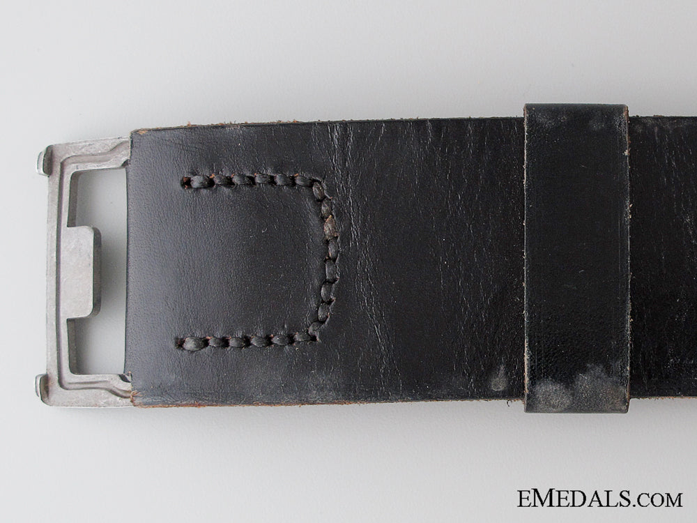 red_cross_enlisted_belt_with_buckle_img_07.jpg53319d424fcb0