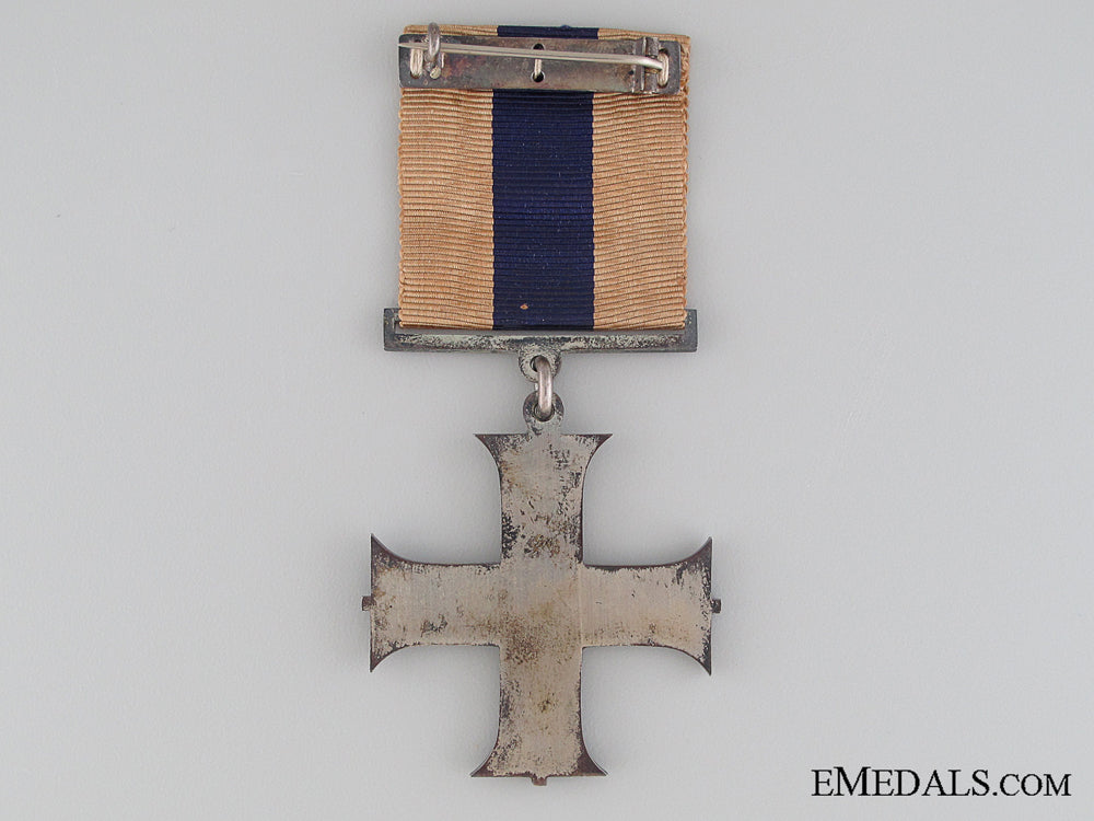 a_george_v_military_cross_in_case_img_08.jpg5318a4b5ccfd9