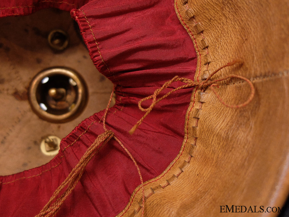 an_officer's_cloth_helmet_of_the_somerset_light_infantry_img_08.jpg53c58099efa1e