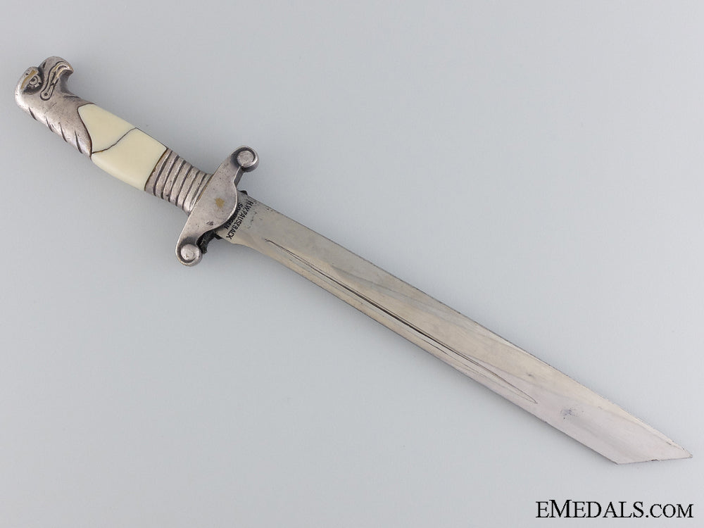 a_miniature_rad_leader's_dagger_by_h.w.pauseback_img_08.jpg545391d59c2c9