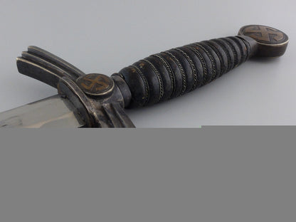 an_early1_st_model_luftwaffe_dagger_by_david_malsch;_unit_marked_img_08.jpg55315fd028b2f