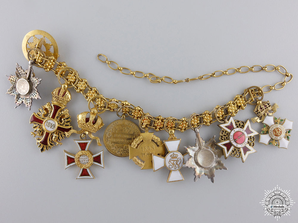 an_outsanding_austrian_miniature_award_chain_in_gold_by_rothe_img_08.jpg54d3865f5ce15