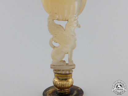a_historic_desk_seal_owned_by_the_duke_of_wellington_img_08.jpg552937cc46cba