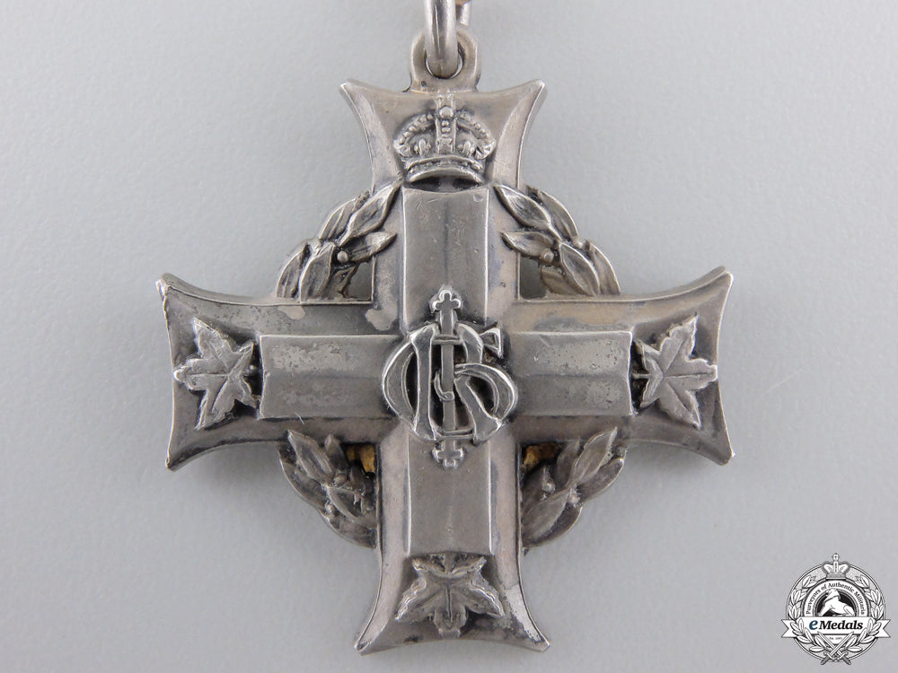 a_memorial_cross_to_the"_suicide_battalion"_for_vimy_ridge_img_08.jpg55b79fc0ee21b