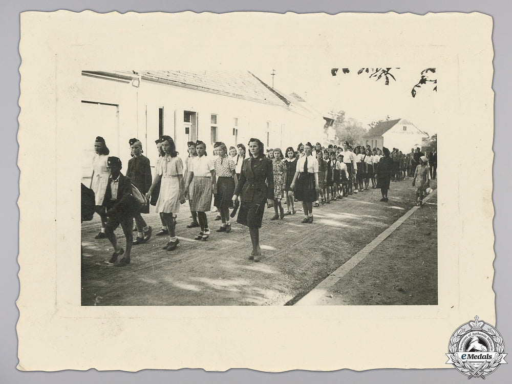rare1942_photos_of_croatian_ustasha_youth_img_09.jpg55268a7f1c195