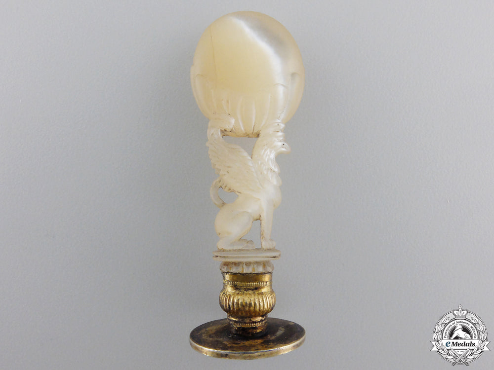 a_historic_desk_seal_owned_by_the_duke_of_wellington_img_09.jpg552937d88ff82