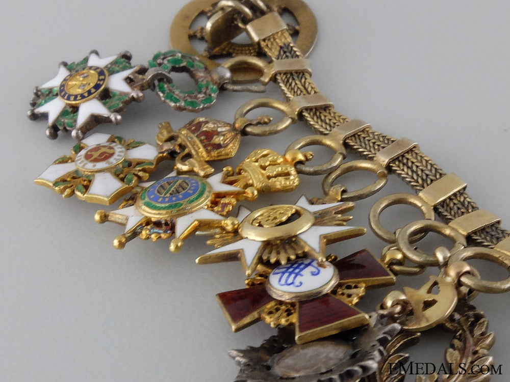 an_exceptional_diplomatic_miniature_set_with_twelve_awards_img_09.jpg54592da26b986