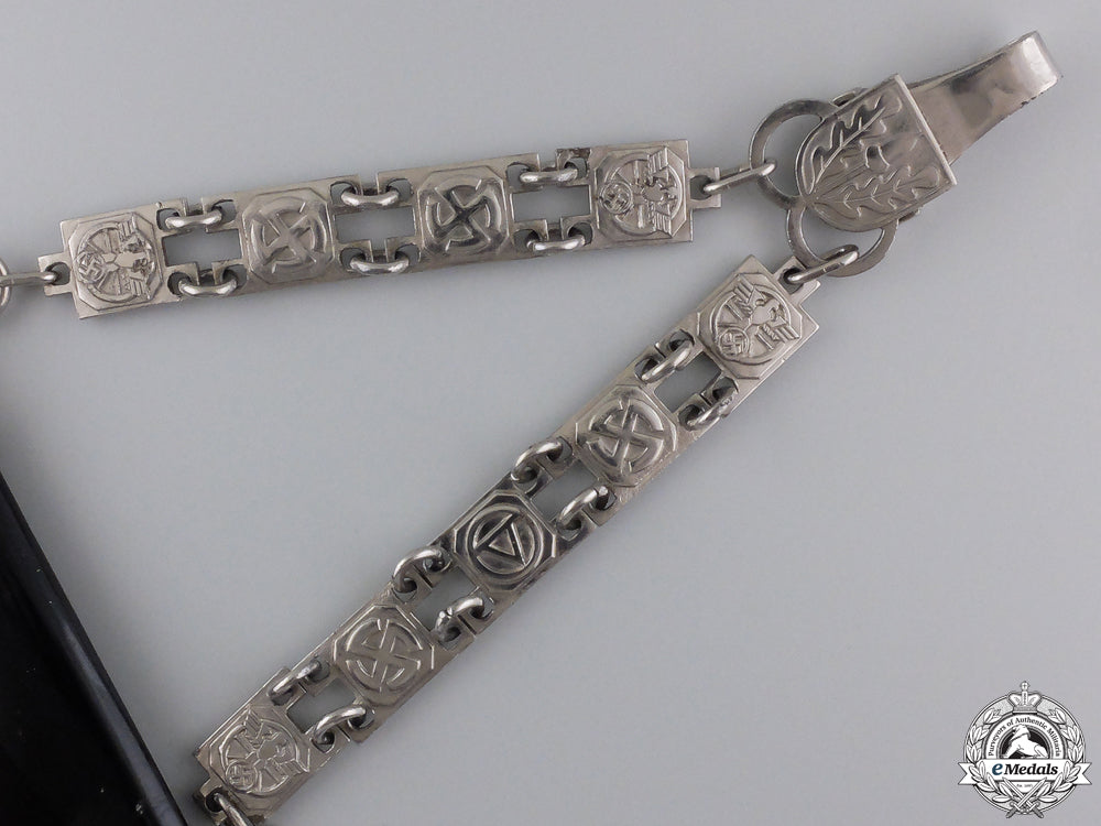 a_chained_rzm_nskk_dagger_by_e.&_f._horster,_solingen_img_09.jpg551ac156081f0
