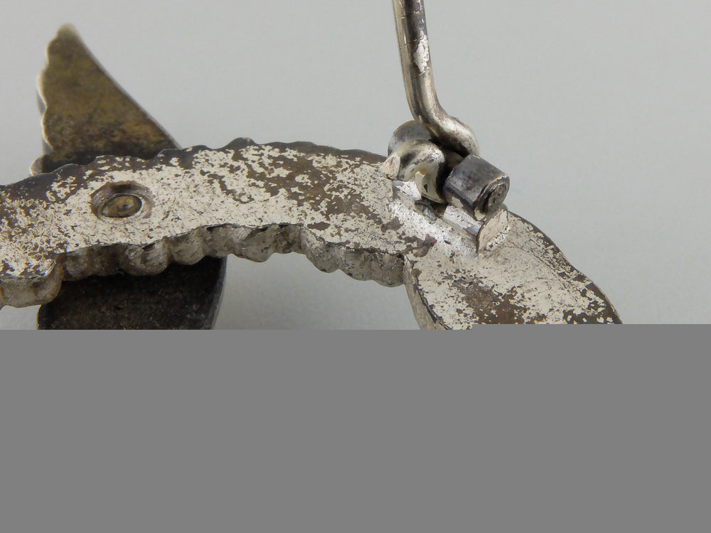 an_early_cased_luftwaffe_pilot's_badge_by_gebrder_wegerhof_img_10.jpg55cf52825d165