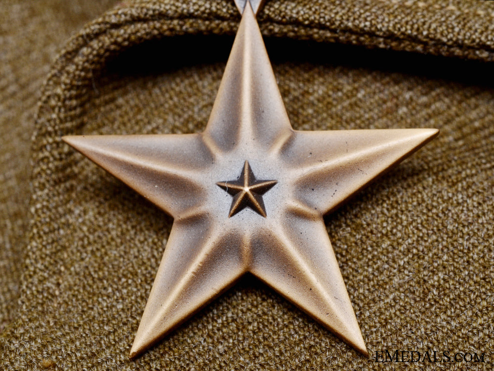 an_american8_th_air_force_group_img_10.jpg5308c0e04f4ab