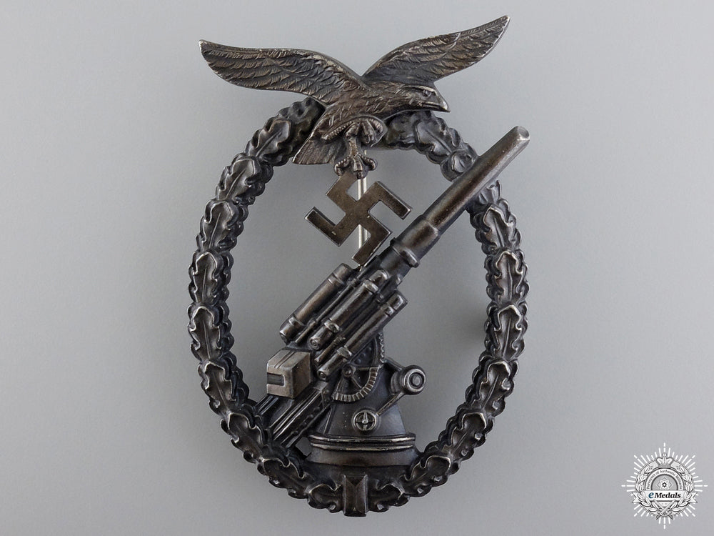 a_rare_luftwaffe_honor_salver_for_exceptional_leadership_in_the_field_img_10.jpg549047da618bc