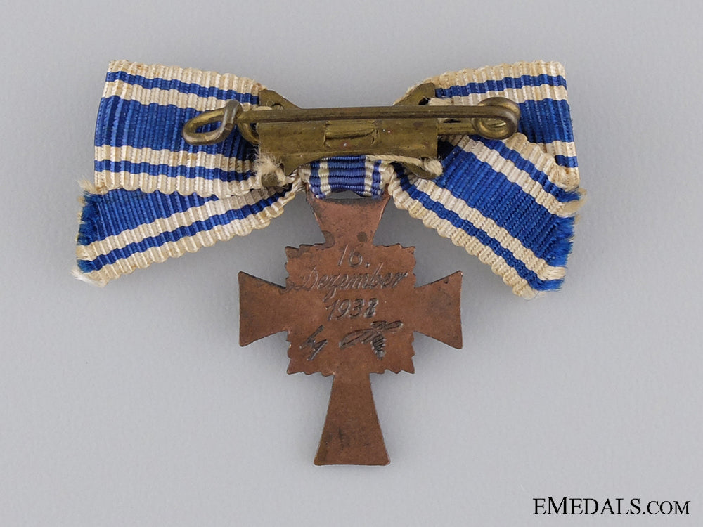 a_bronze_grade_mother's_cross;_fullsize_and_miniature_img_10.jpg53e242da41087