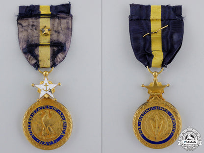 the_awards_of_admiral_john_mccain_who_orchestrated_guadalcanal_img_10.jpg559e8f79613de