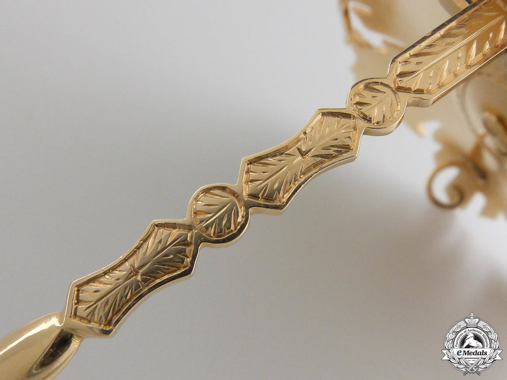 a_most_superb_spanish_order_of_civil_merit_in_gold&_diamonds_img_10.jpg5537c261d397c