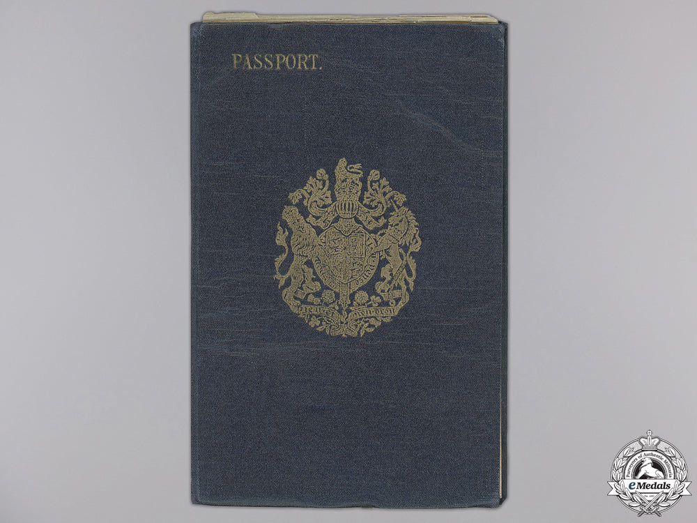 a_remarkable_anglo-_american_group_to_lieut.-_col._griffiths;_kia1918_img_10.jpg553f9917055bd