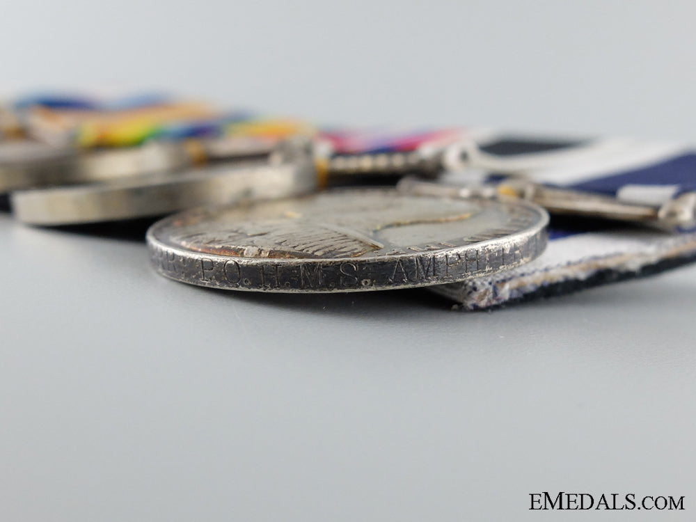 the_medals_of_chief_petty_officer_herbert_tarr_who_refused_dsm_img_11.jpg536155f0cffa0