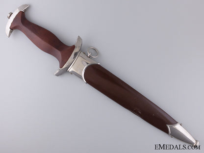 an_sa_dagger_by_richard_abr._herder,_solingen1939_img_11.jpg54414ae2550ee
