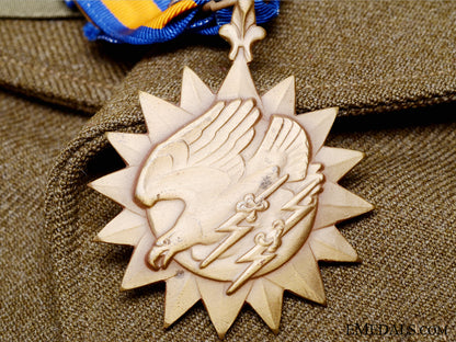 an_american8_th_air_force_group_img_11.jpg5308c0eacdd8e