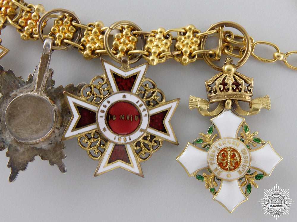 an_outsanding_austrian_miniature_award_chain_in_gold_by_rothe_img_11.jpg54d386d2ccac1
