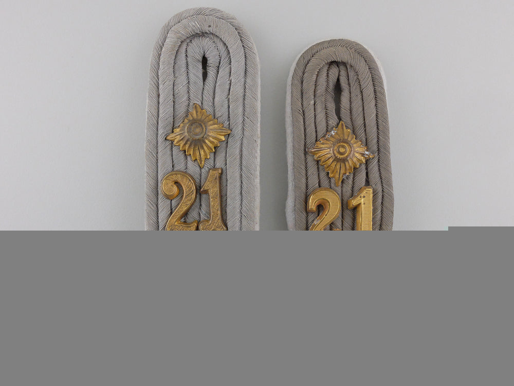 second_war_german_infantry_officer_insignia_img_11.jpg55539bf06e698