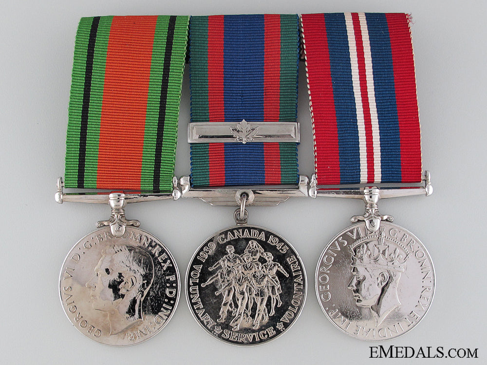wwii_canadian_husband_and_wife_medal&_document_group_img_12.jpg53552f200ce4d