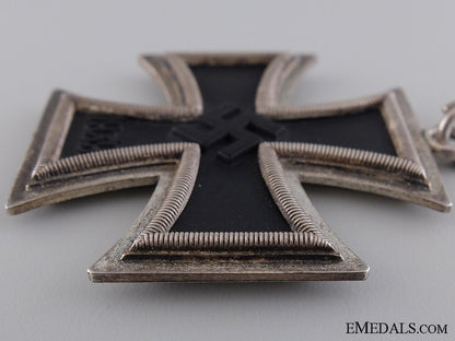 a_very_rare_zimmermann_knight’s_cross_of_the_iron_cross1939$19,000_img_12.jpg5441441b2364c