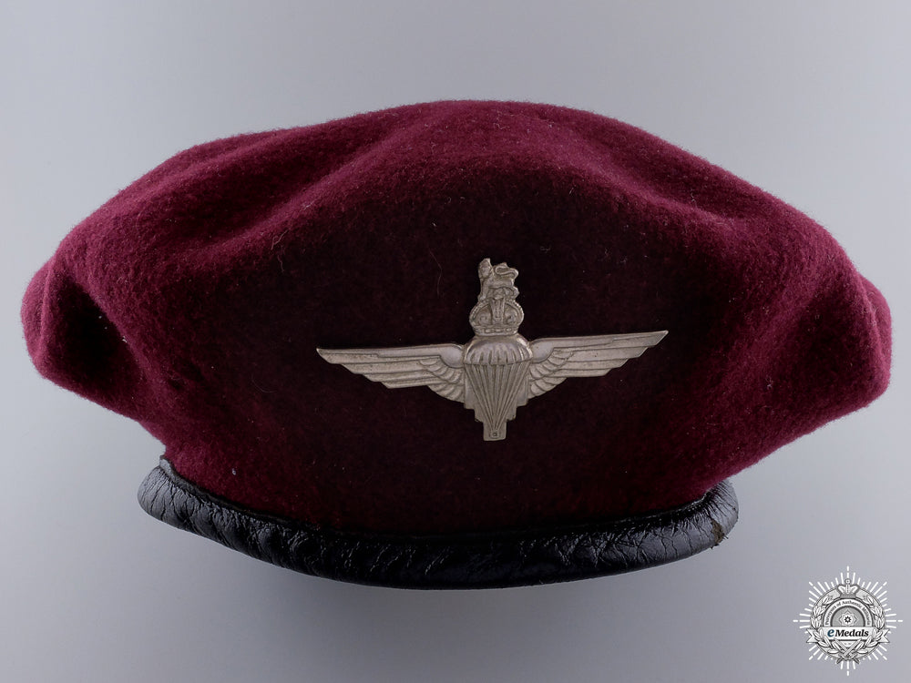 a1945_british3_rd_pattern_officers_denison_smock_with_beret_img_13.jpg54bfdb1e7632e