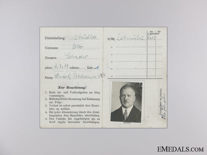 a_mint_blockade_runner_badge_group_to_s.s._columbus_img_13.jpg544e6420ef75c