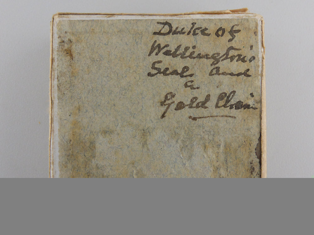 a_historic_desk_seal_owned_by_the_duke_of_wellington_img_14.jpg5529380145d87