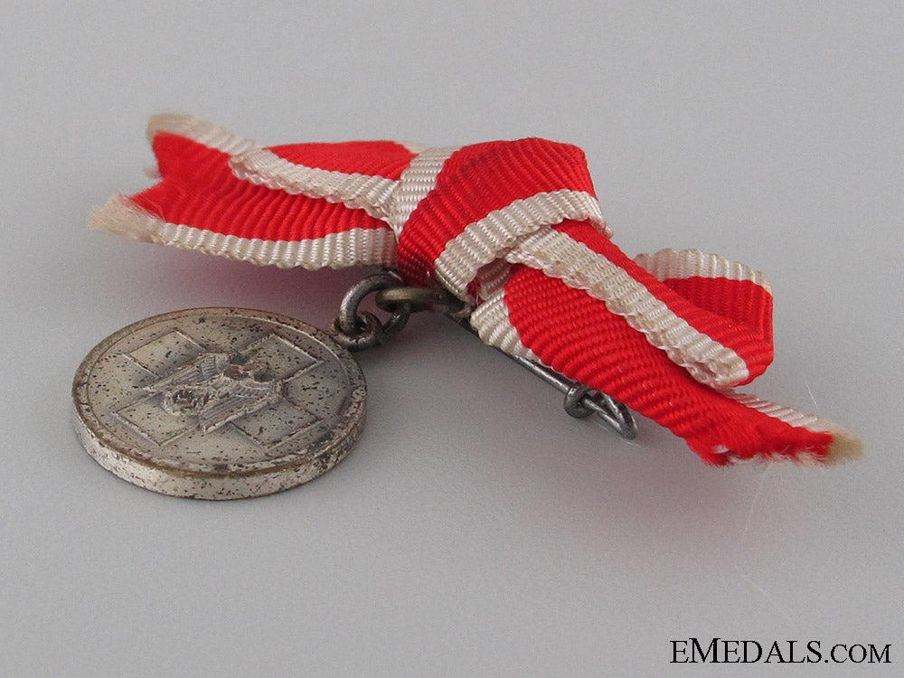 german_social_welfare_medal,_women's_miniature_img_1638_copy.jpg5279401ed41aa