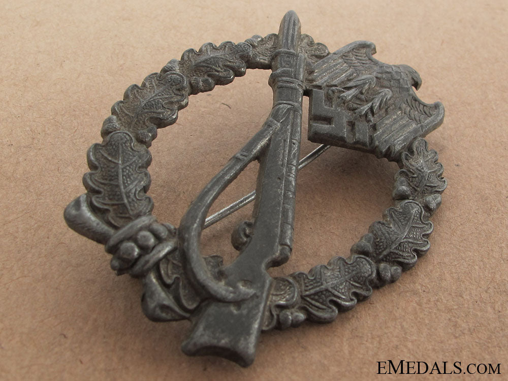 infantry_badge-_silver_grade_img_1648_copy.jpg50f5b9a482b28