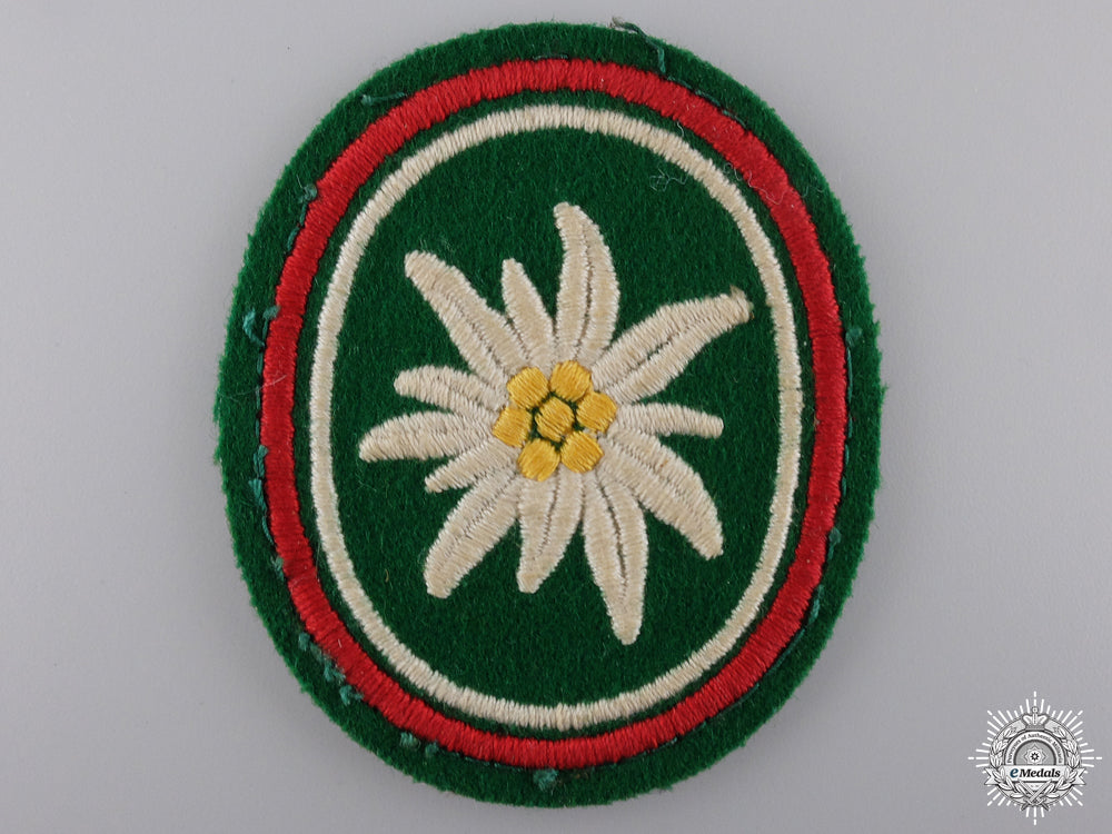 a_wehrpass_document_group_with_armband_img_19.jpg551c05550df5d