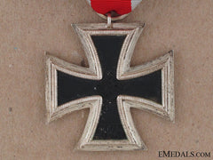 Iron Cross Second Class 1939 - Marked 67
