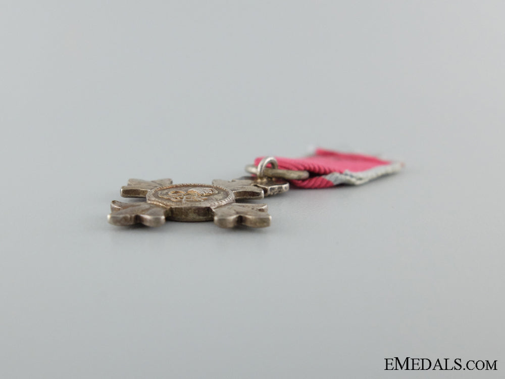 a_miniature_most_excellent_order_of_the_british_empire_img_26.jpg537f80164e4fc