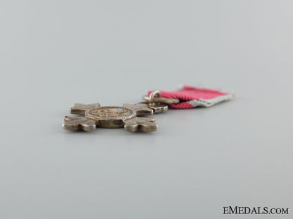 a_miniature_most_excellent_order_of_the_british_empire_img_26.jpg537f80164e4fc