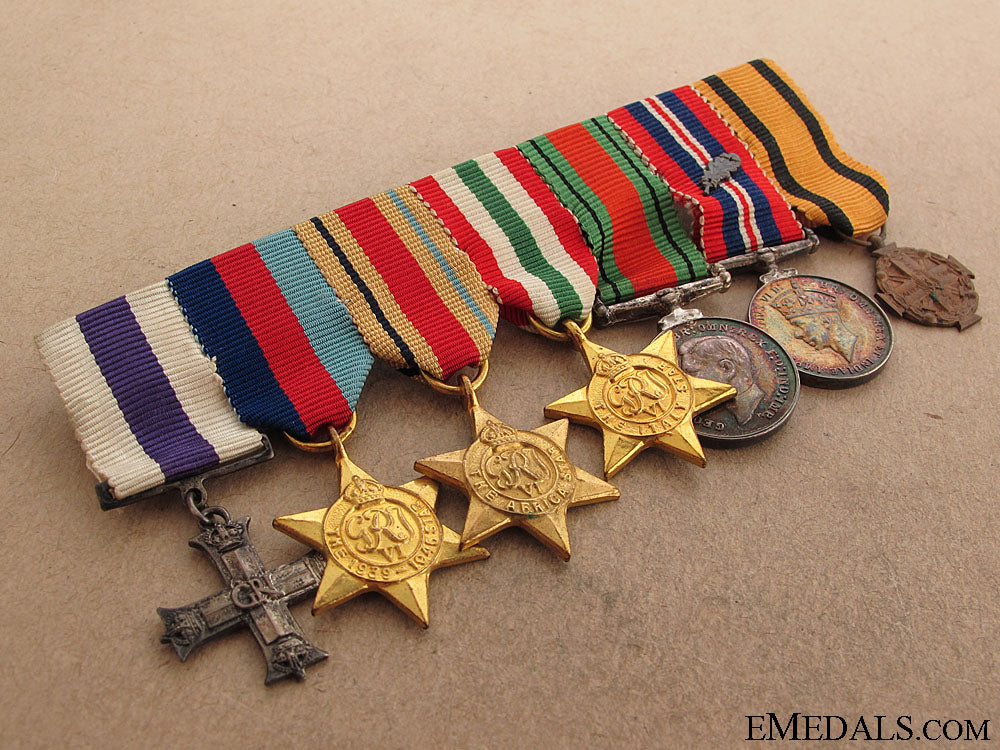 a_military_cross_miniature_group_img_2799_copy.jpg51262bee7a998
