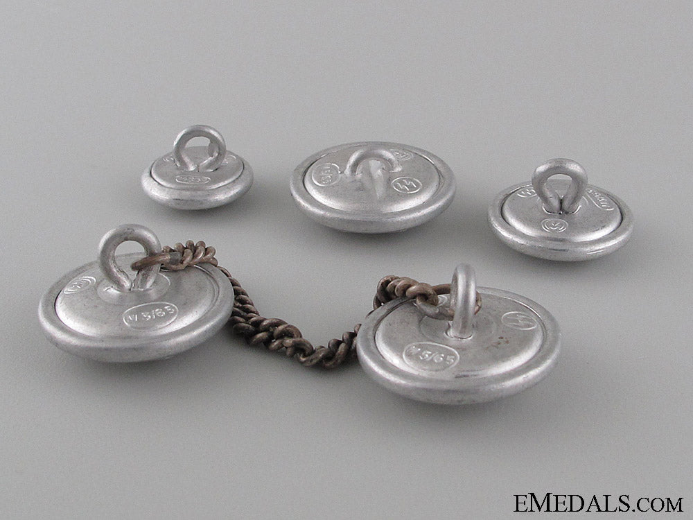 set_of_ss_buttons_for_a_formal_tunic_img_2842_copy.jpg527bb54b17120