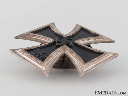 iron_cross1_st_class1939_by_schauerte&_hhfeld_img_2853__2__copy