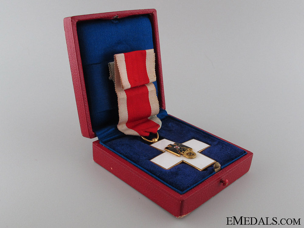 german_red_cross_honor_award1937-39_img_3463_copy.jpg527d1f2fbf294