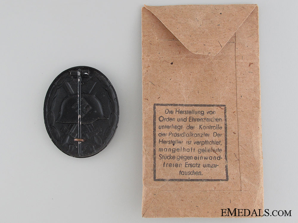 wound_badge-_black_grade_in_packet_of_issue_img_3794