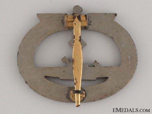 submarine_war_badge„¢¤_unmarked_img_4978_copy