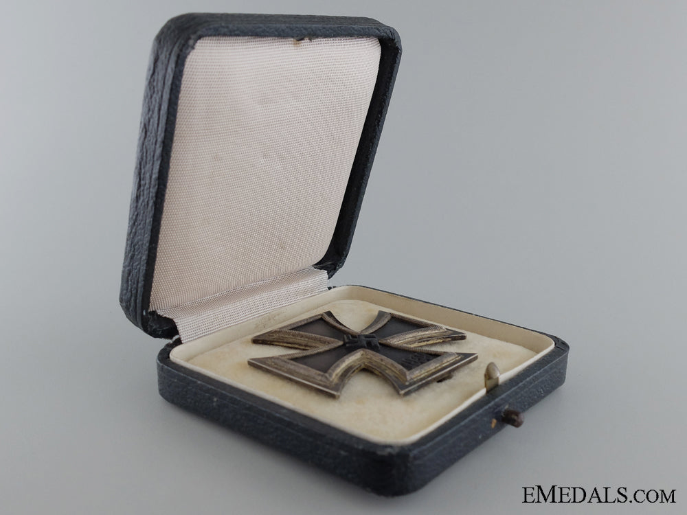 iron_cross_first_class1939;_with_case_of_issue_img_52.jpg538f70d4bc2aa